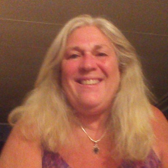 Profile Picture of Guylene Barrett (@guyleneb) on Poshmark
