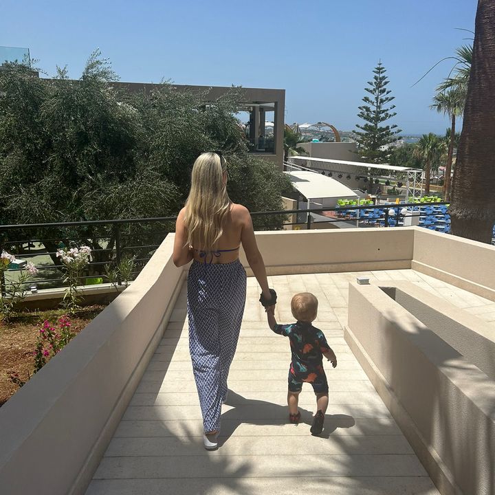 Profile Picture of Danielle Pearson (@danielle_helen) on Tiktok