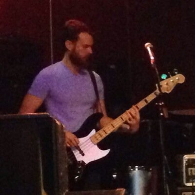 Profile Picture of Andrew Morawski (@starsatmyfeet) on Twitter