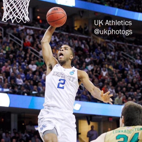 Profile Picture of Aaron Harrison (@aaronice) on Poshmark