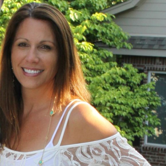 Profile Picture of Carrie Connor (@bohochic123) on Poshmark