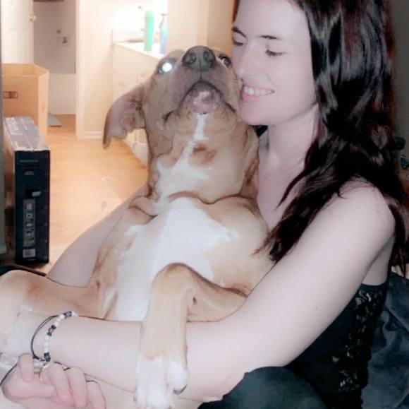 Profile Picture of Savannah Huitt (@vannierae33) on Poshmark