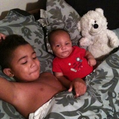 Profile Picture of Andrew Bell (@IJustWantaParty) on Twitter