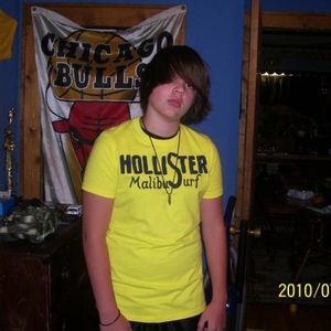 Profile Picture of Tyler Vanaelst (@tylervanaelst) on Myspace