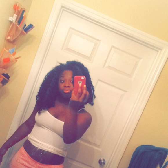 Profile Picture of Fabiola Michel (@lala_pinklips21) on Poshmark