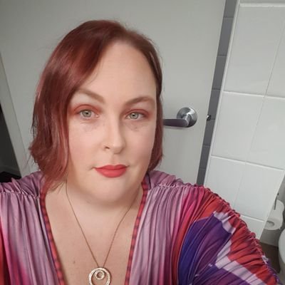 Profile Picture of Elise Richards (@EliseRichards32) on Twitter