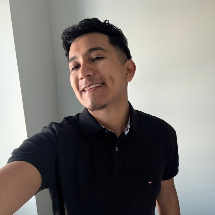Profile Picture of Gilbert Velasquez (@danielgvelas) on Tiktok