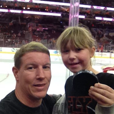 Profile Picture of Bobby Gleasonon Twitter