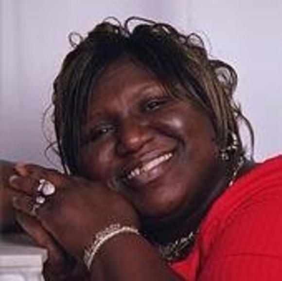 Profile Picture of Monique Nivens (@mnivens28) on Poshmark