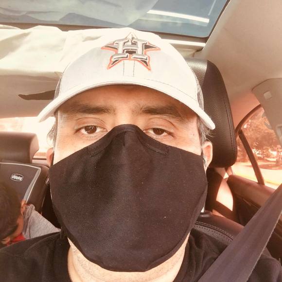 Profile Picture of Julio Hurtado (@julio11) on Poshmark