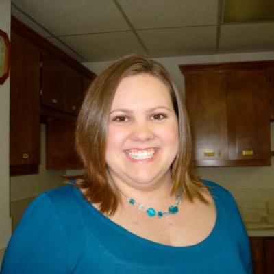 Profile Picture of Amanda Pence (@teachingmathluv) on Twitter