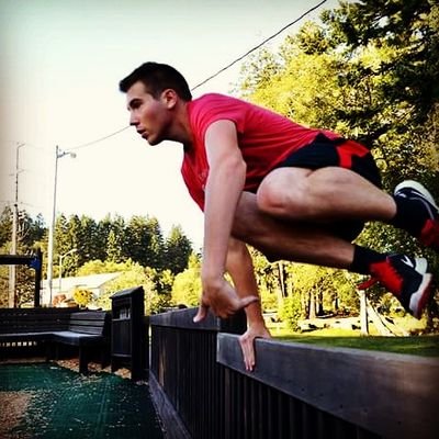 Profile Picture of BEE-MAN (@ChrisBeeman4) on Twitter