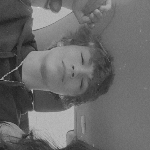 Profile Picture of Cooper Howell (@cooperhowell118) on Poshmark