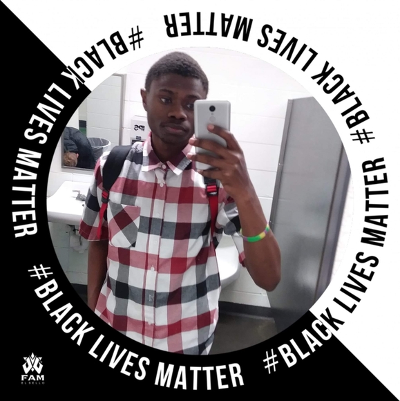 Profile Picture of Paul Kyles (@paulkyles123) on Poshmark