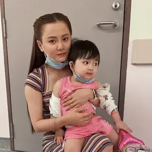 Profile Picture of Yiting (@yang_june.kim_tuyen) on Tiktok
