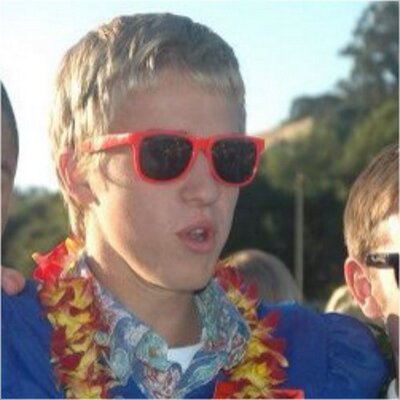 Profile Picture of Reid Jarvis (@KeAloha_) on Twitter