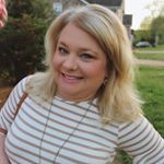 Profile Picture of Allison | Welcome Gather Eat (@welcomegathereat) on Instagram