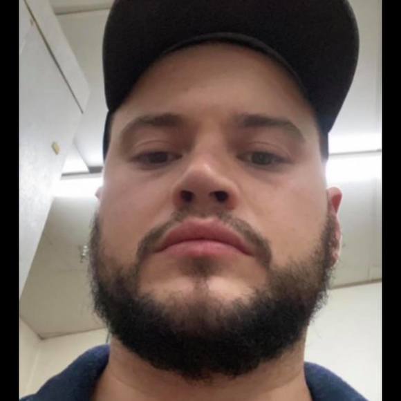 Profile Picture of Nick Faulkner (@fiziks565) on Poshmark