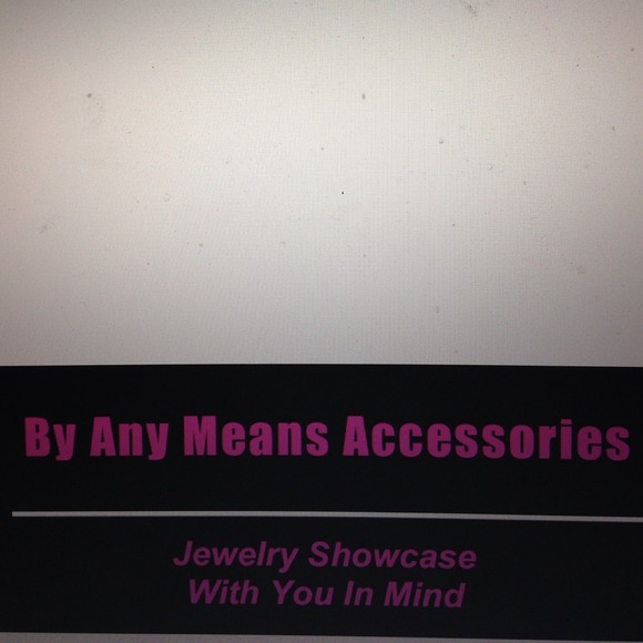 Profile Picture of Linda Mcconney (@bamanj) on Poshmark