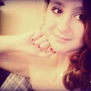 Profile Picture of Alice Licht (@AliceNayle) on Twitter