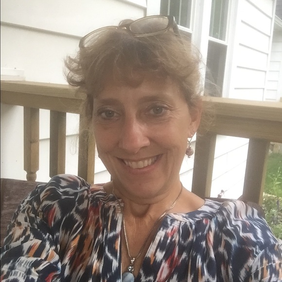 Kay Herbert - Poshmark Profile Picture of Kay Herbert (@kbruffee) on Poshmark