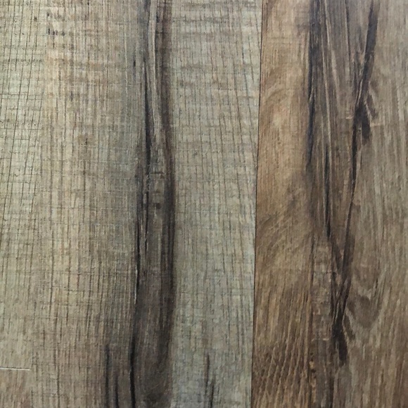 Profile Picture of Isaiah Lemons (@izzy_lemons) on Poshmark