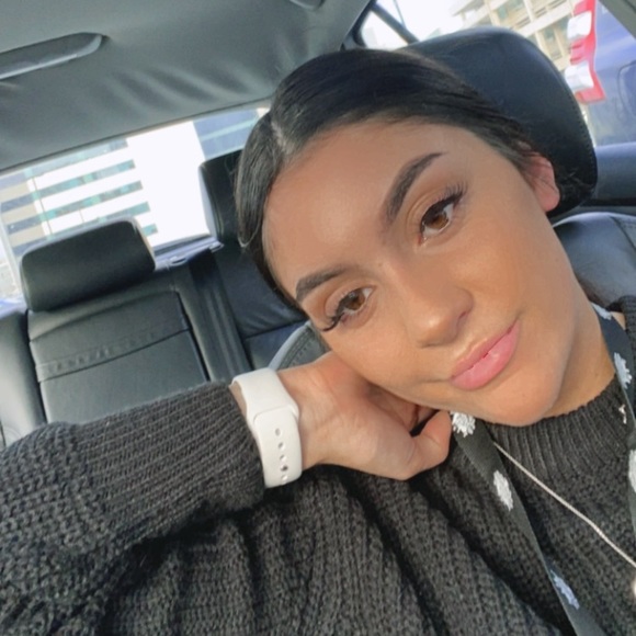 Profile Picture of Tegan Sandeman (@tegansandeman) on Poshmark