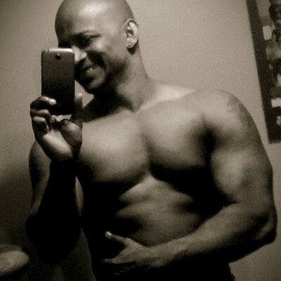 Profile Picture of Ravindra Persaud (@merkur80) on Twitter