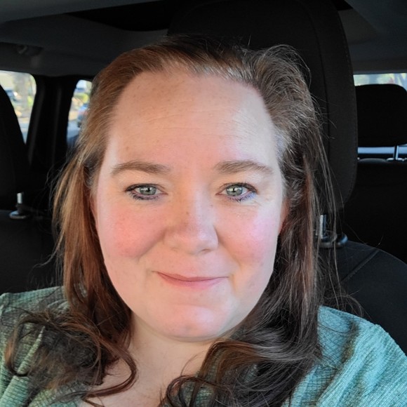 Profile Picture of Sherry Hicks (@slockharthicks) on Poshmark