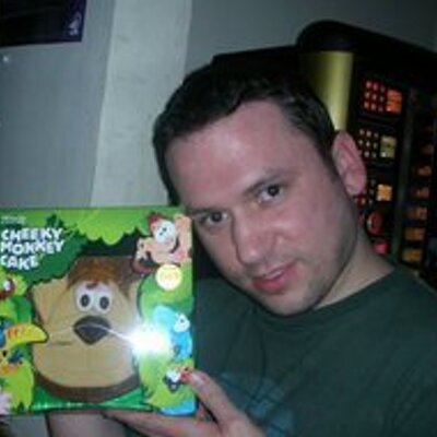 Profile Picture of John Mackenzie (@johnfeshie) on Twitter