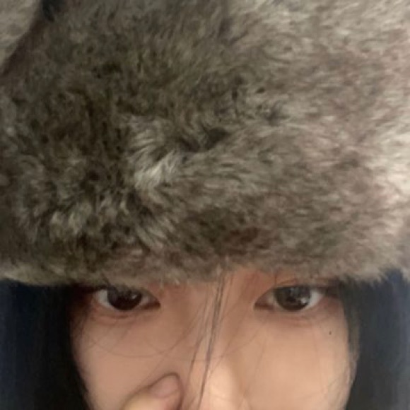 Profile Picture of Ayane Yokoya (@ayaneyokoya) on Poshmark