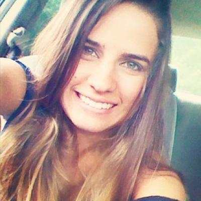 Profile Picture of Cristina Godoy (@cristinagodoy22) on Twitter