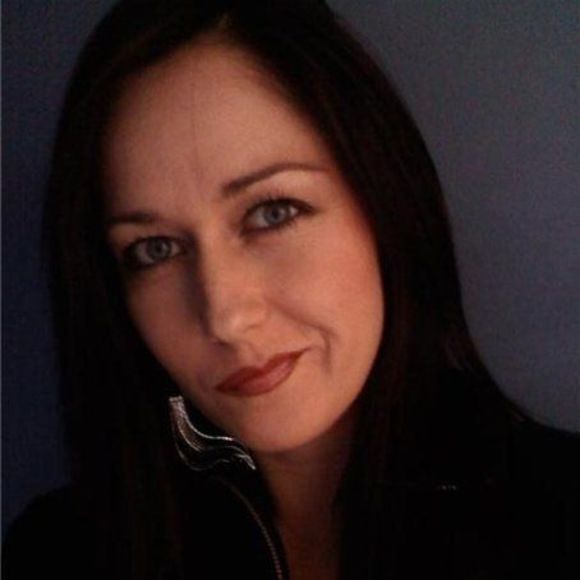 Profile Picture of Kathy Davis-rees (@kdavisrees687) on Poshmark