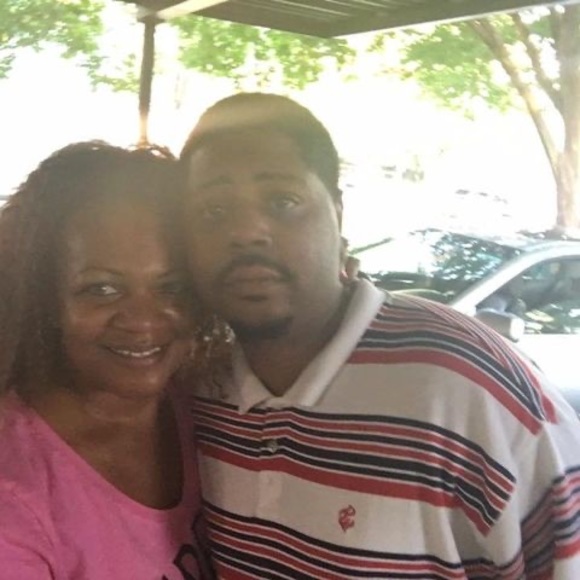 Profile Picture of Chanel Klecka (@luscious029) on Poshmark