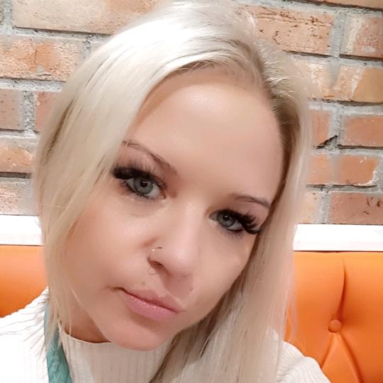 Profile Picture of Tara Bates (@tarabates_1916) on Tiktok