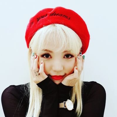 Profile Picture of Dasuri Choi (@DASURIIII) on Twitter
