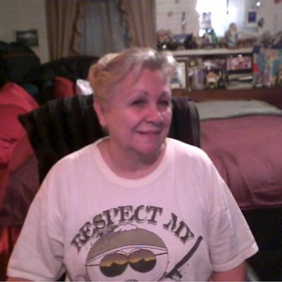 Profile Picture of Carole H Starnes (@@CarylStar51) on Twitter