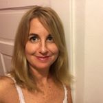 Profile Picture of Maureen Riley (@momopanda1) on Instagram