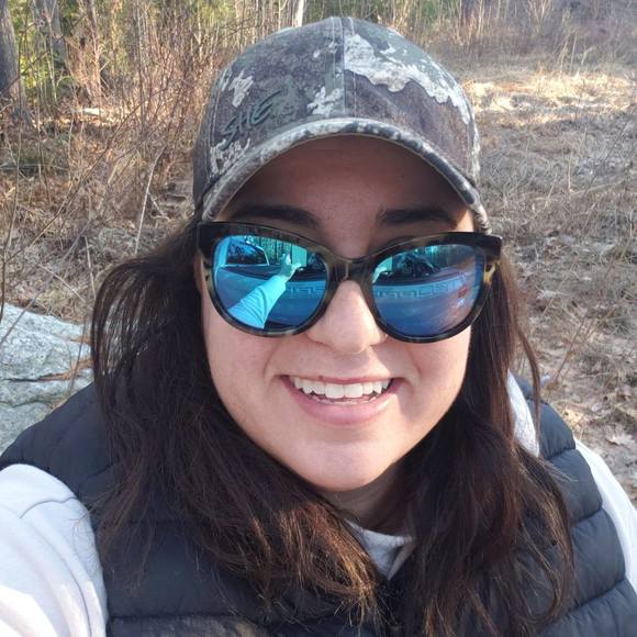 Profile Picture of Christina Panosky (@cpanosky) on Poshmark