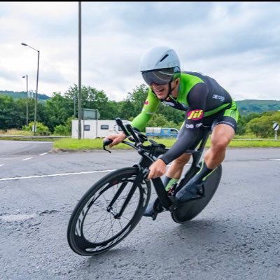 Profile Picture of Luke Dix (@LukeDixJif) on Twitter