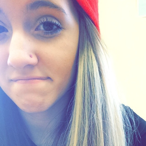 Profile Picture of Abbie Inzana (@babybubble1234) on Poshmark