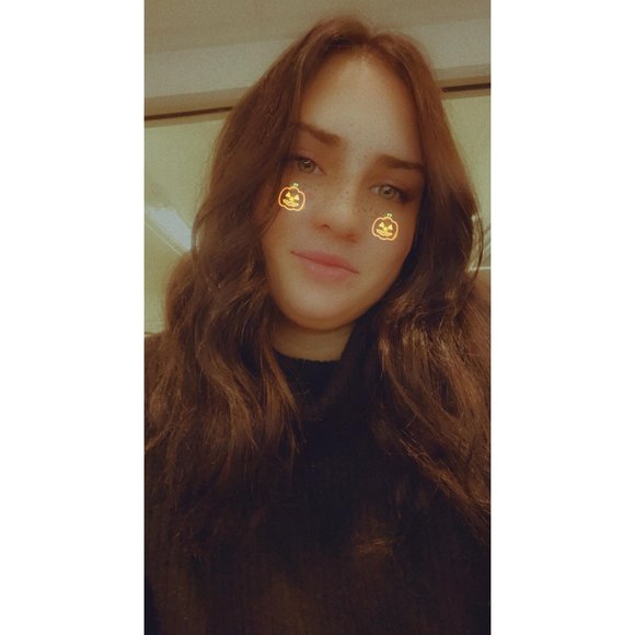 Profile Picture of Alex Nightingale (@alexnighting361) on Poshmark