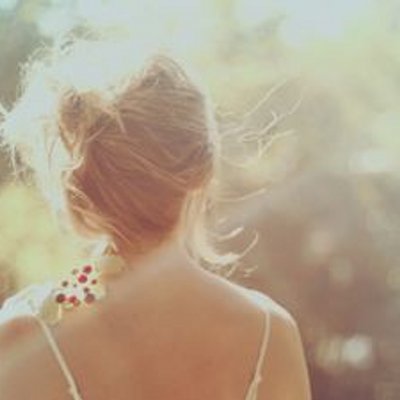 Profile Picture of 曲佳 (@Fiona_JiaQU) on Twitter