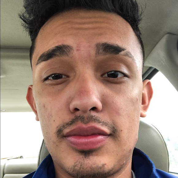 Profile Picture of Erick Cordova (@cordova8) on Poshmark