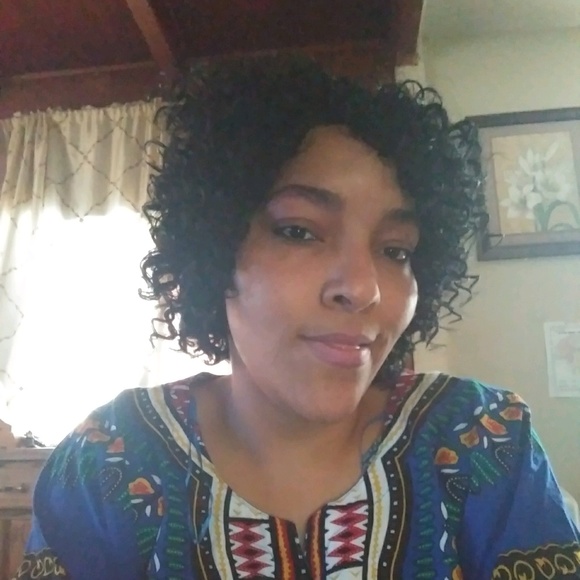 Profile Picture of Sharenda Harris (@chanelatl) on Poshmark