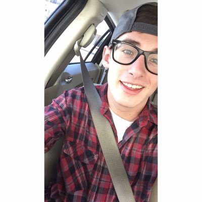 Matthew Colson - Twitter Profile Picture of Matthew Colson (@kingheadshot213) on Twitter