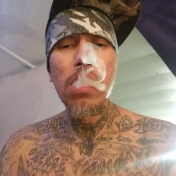 Profile Picture of Christopher l Quick (@23q) on Poshmark
