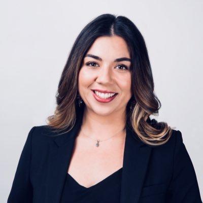 Profile Picture of Monica Sanchez (@seemonicamarie) on Twitter