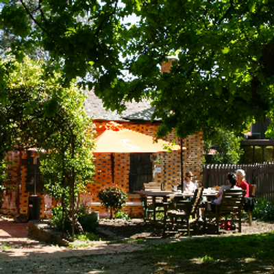 Profile Picture of John Nicolson (@CafeEltham) on Twitter