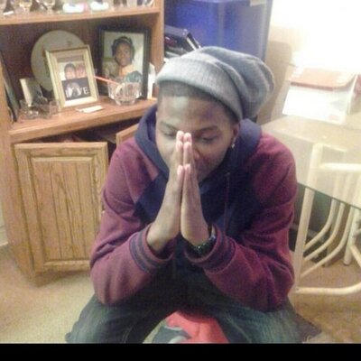 Profile Picture of Ronald Simms (@Rj_simms3000_) on Twitter